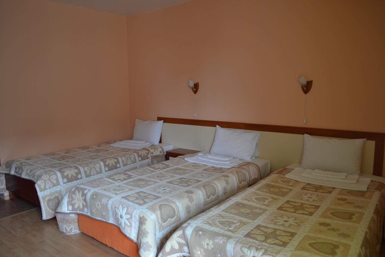 Hotel Perla Gorna Oryahovitsa Bagian luar foto